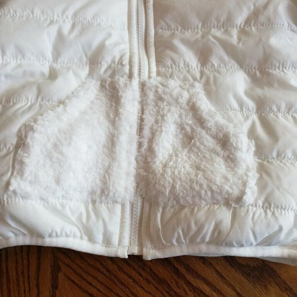Carters Baby Girls Layette 4 Sherpa Hoodie Full Zip Up Jacket Size 12 Months